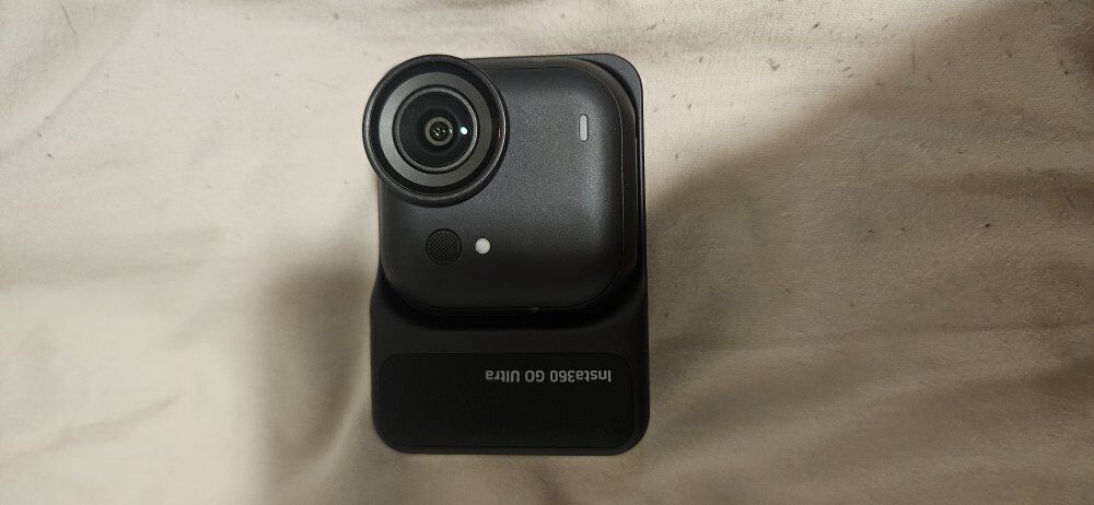 Insta360 go ultra