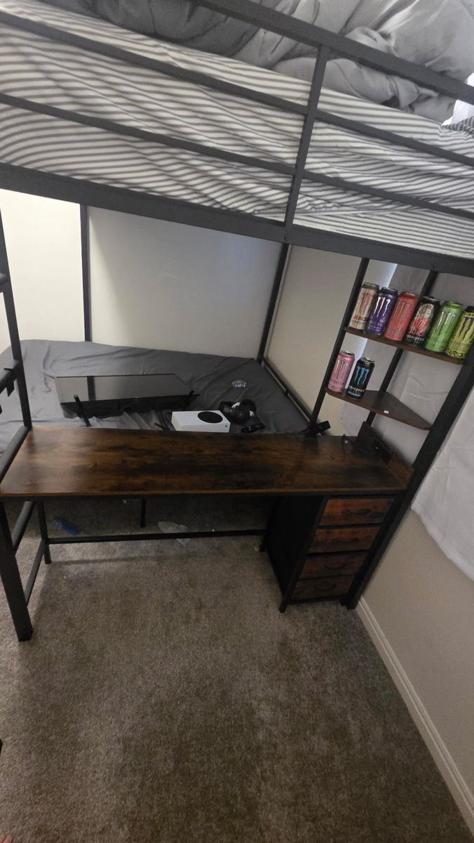 Full Size Bunk Bed w/desk