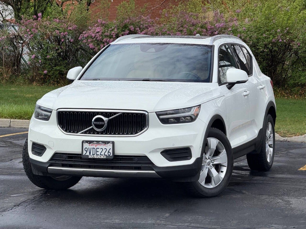 2019 Volvo XC40 T5 Momentum