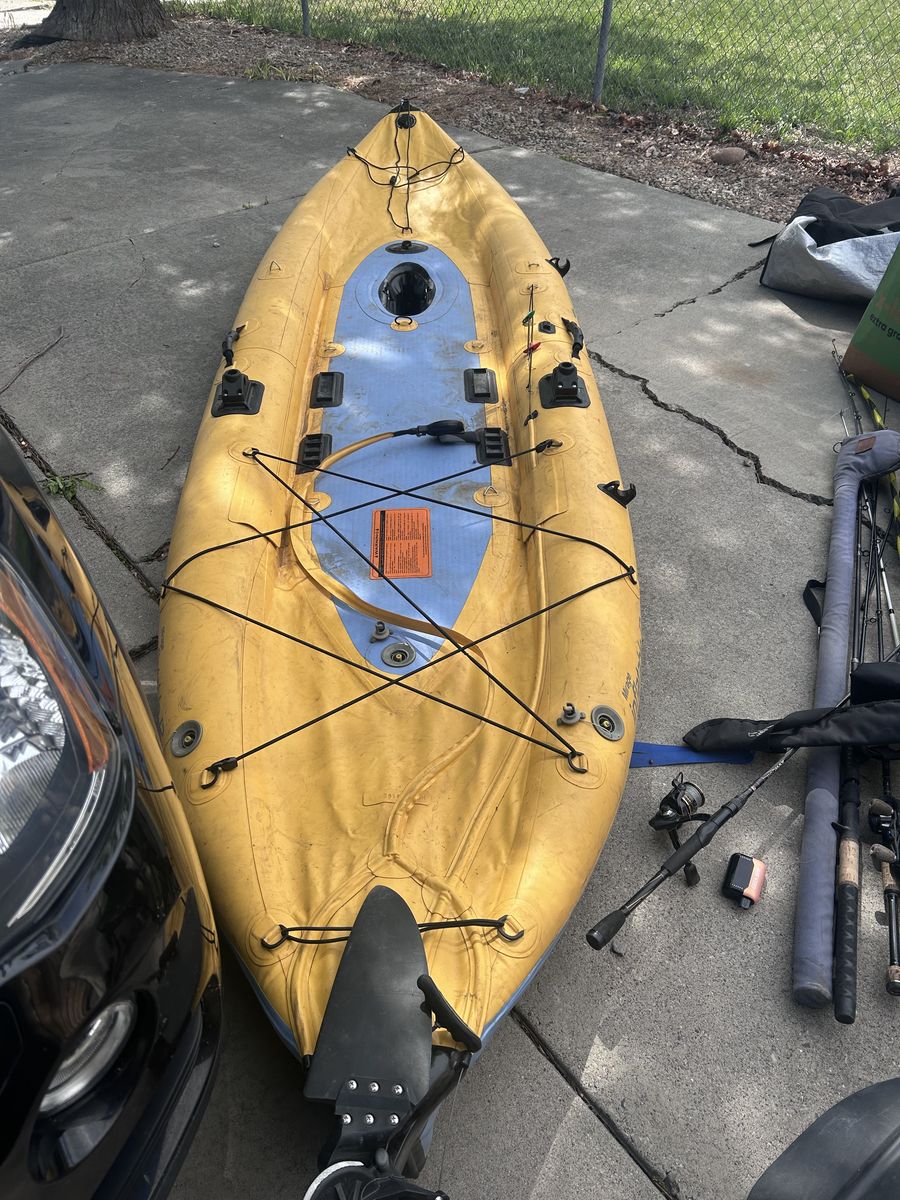 Hobi inflatable kyak