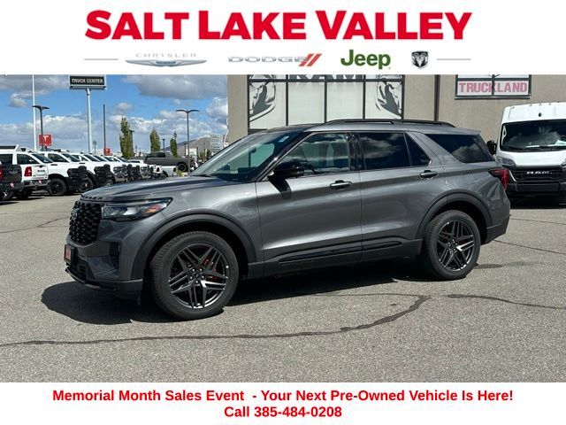 2025 Ford Explorer ST-Line