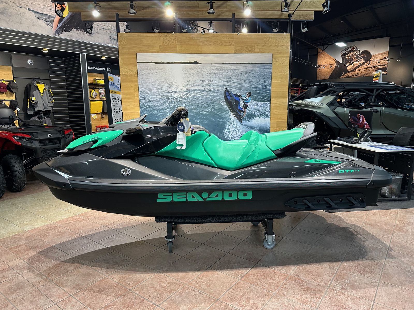 2026 SEA-DOO GTI SE 170 Eclipse Black / Laguna Gre