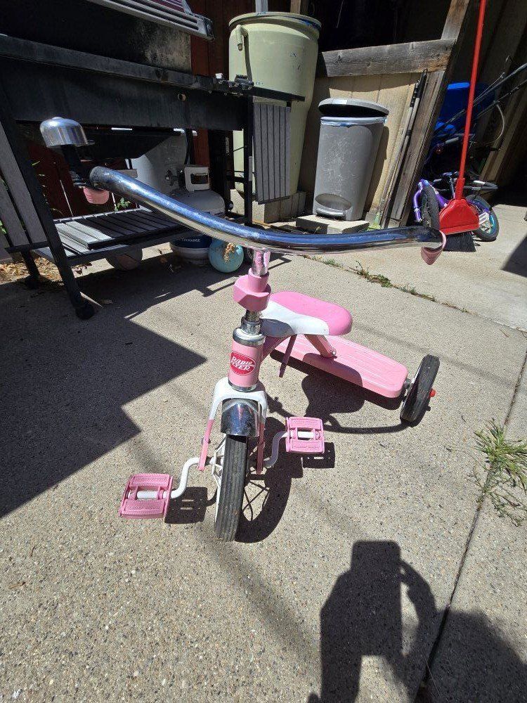 Classic Pink Radio Flyer Tricycle