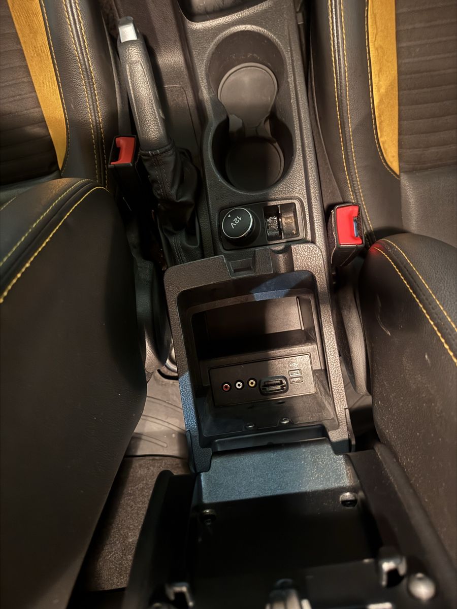 Main image 6