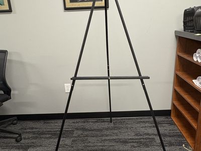 Easel