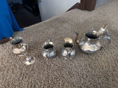 Tea Set Rockford Silver Plate Co.4-piece Set