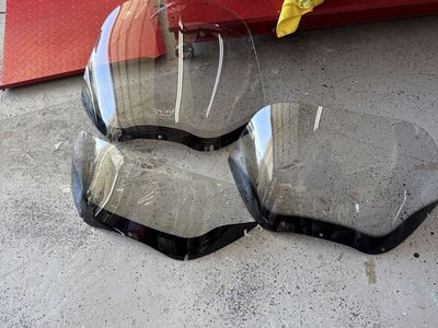 14- road glide windshield’s