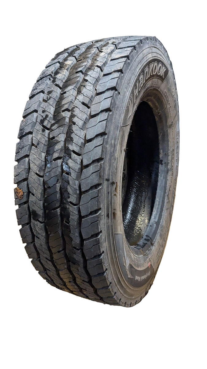 HANKOOK SMART FLEX DH35 BSW LT 245 70 19.5 136/134M 14PLY COMMERCIAL TIRE 3003716