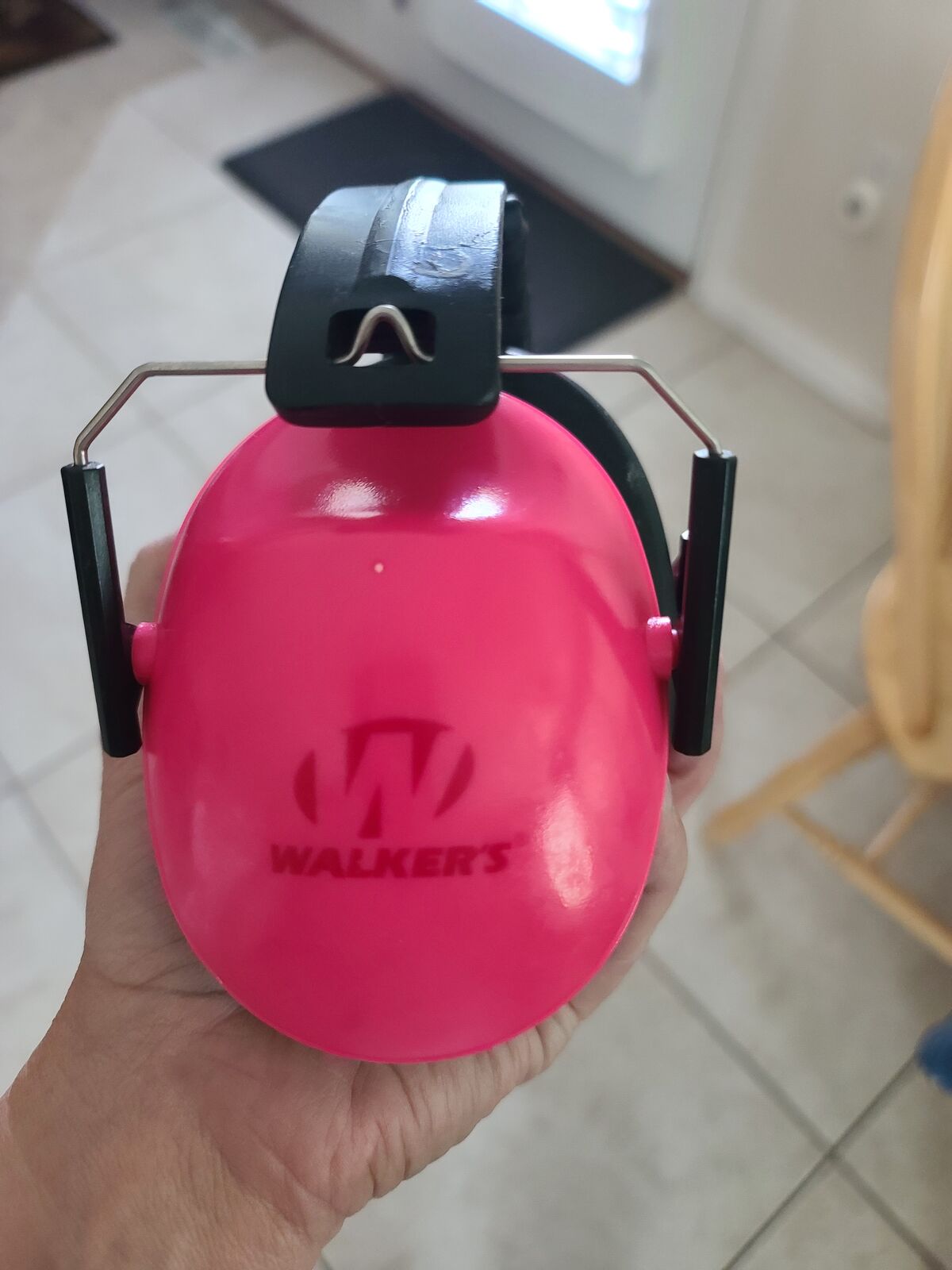 Walker's Youth & Infant Low Profile Ultra Slim Compact Folding Earmuffs Pink