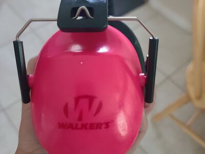 Walker's Youth & Infant Low Profile Ultra Slim Compact Folding Earmuffs Pink