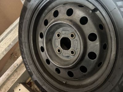 brand new set tires 195-60/r15