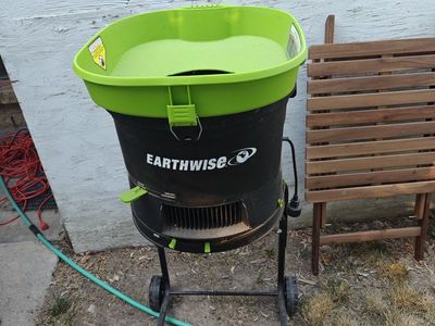 Earthwise Electric Leaf Chipper Shredder.