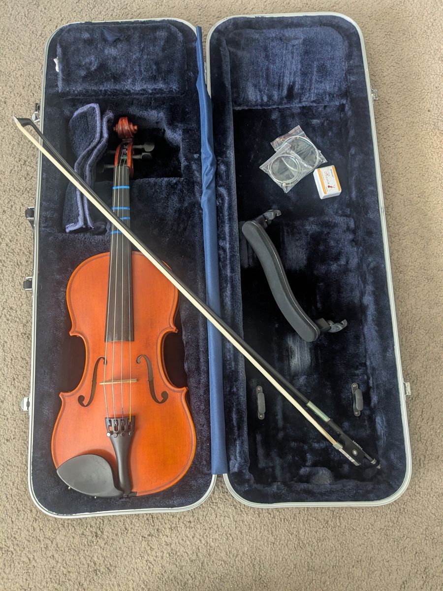 Full Size Acoustic Violin Student Outfit with Hard Case, Bow, Shoulder Rest, and Rosin - Used
