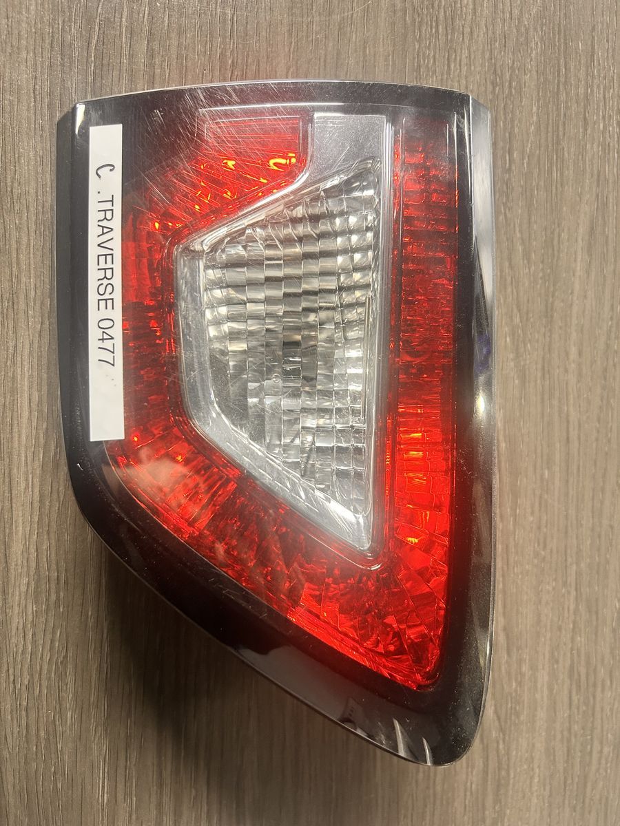 OEM 2013–2017 Chevy Traverse Inner Tail Light Assembly