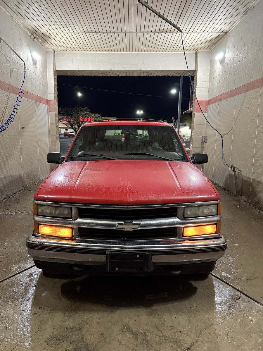 1999 Chevrolet Suburban LT 1500