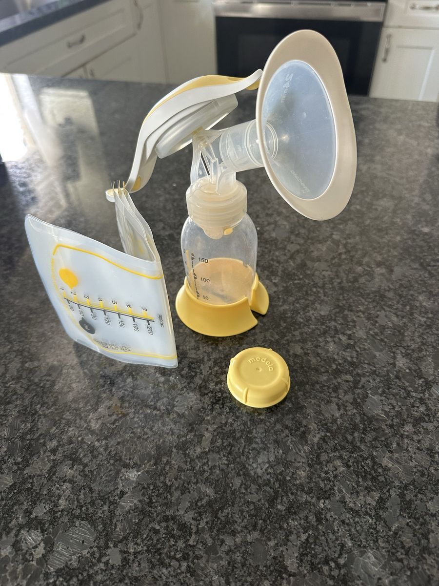 Medela Manual Breast Pump
