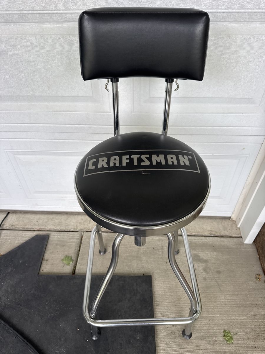 Craftsman Hydraulic Adjustable Height Shop Stool with Backrest, Black/Chrome