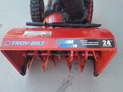 24" SNOWBLOWER