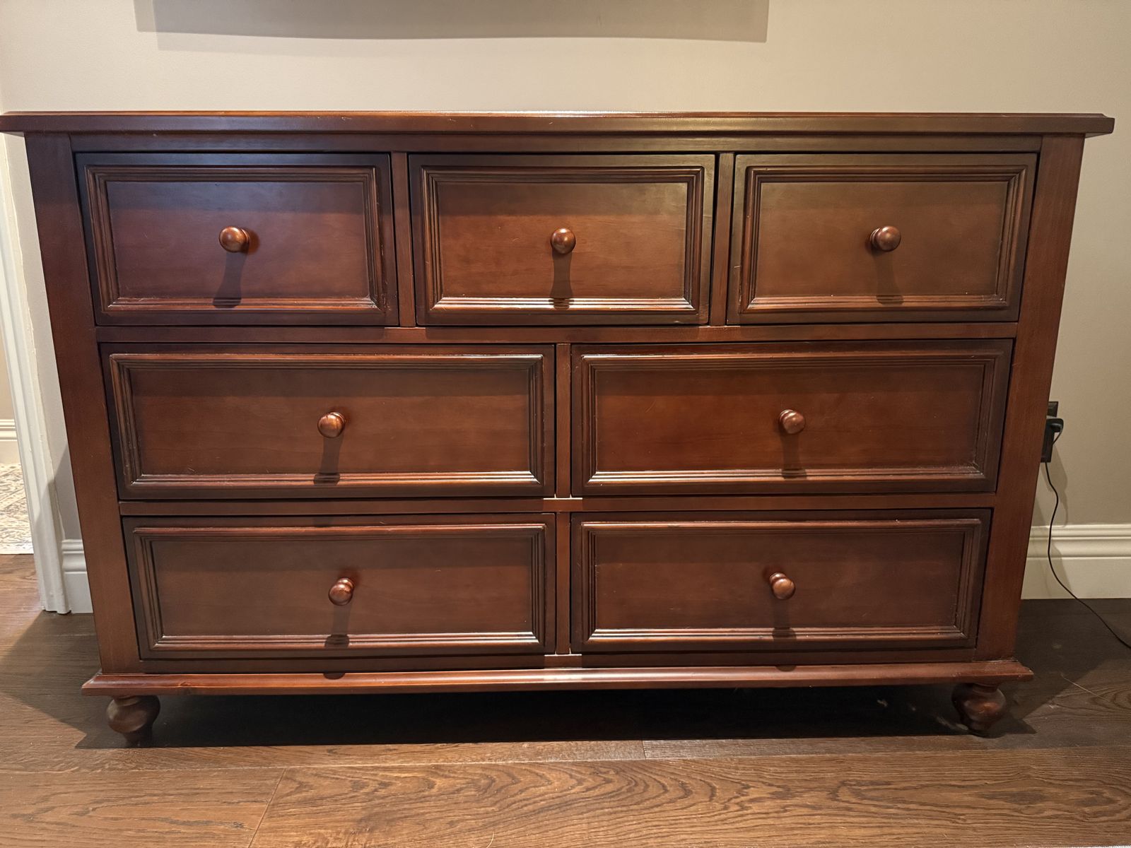 Solid Wood 7-Drawer Dresser