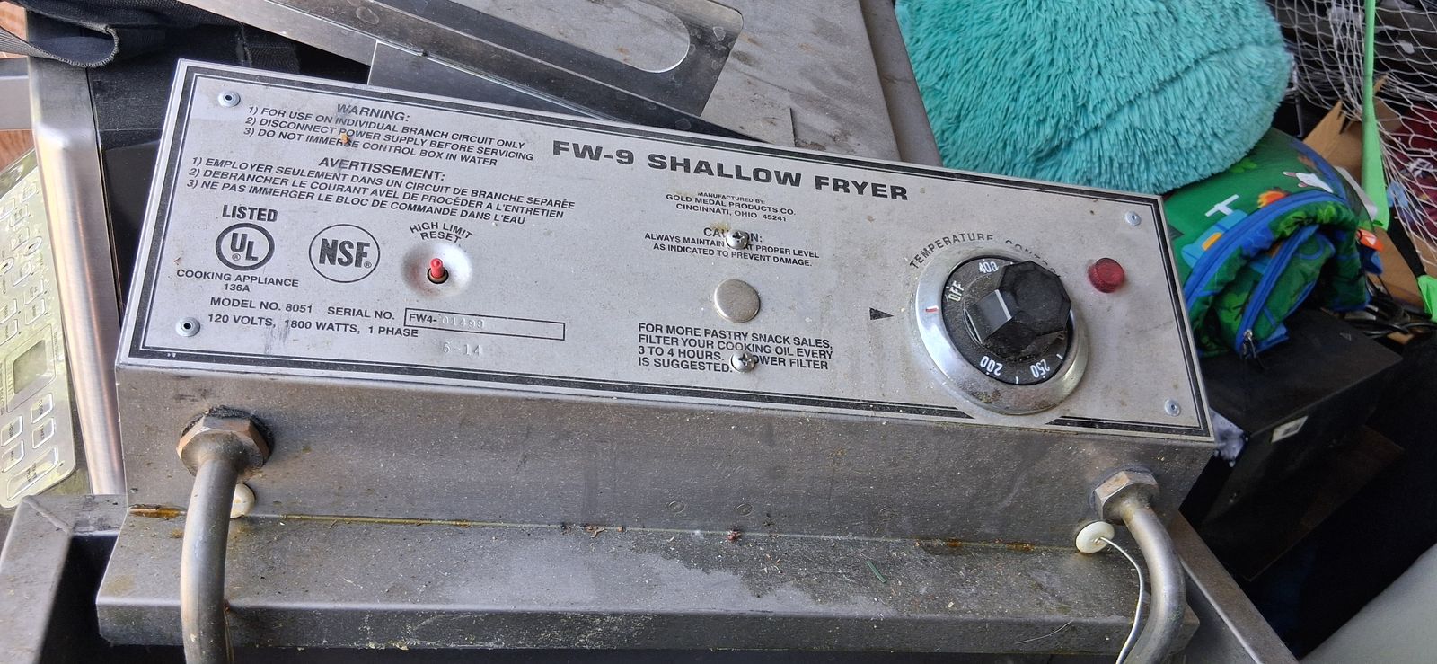 Gold Medal Products Co. FW-9 Shallow Fryer - Electric/Gas, Pastry, 120V, 1800W