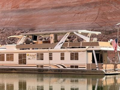 LAKE POWELL HOUSEBOAT – 1/7 OWNERSHIP SHARE – $30,000