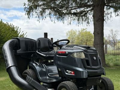 Troy Bilt Riding Lawn Mower
