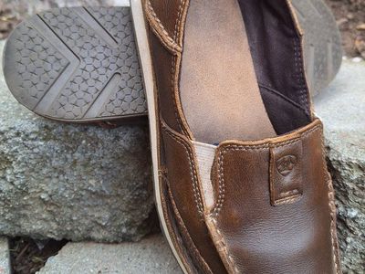 Womens Ariat Brown Bomber Cruiser slip-ons Sz 8