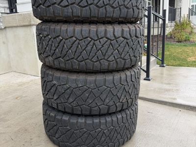 35/12.50R20 Nitto Ridge Grappler Load F Like new