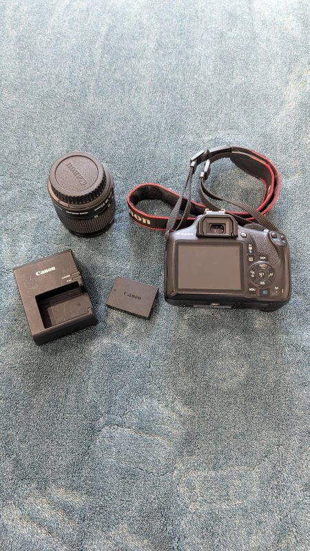 Canon EOS Rebel T6 DSLR Camera Kit with 18-55mm Lens