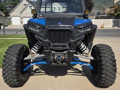 POLARIS RZR XP4 1000