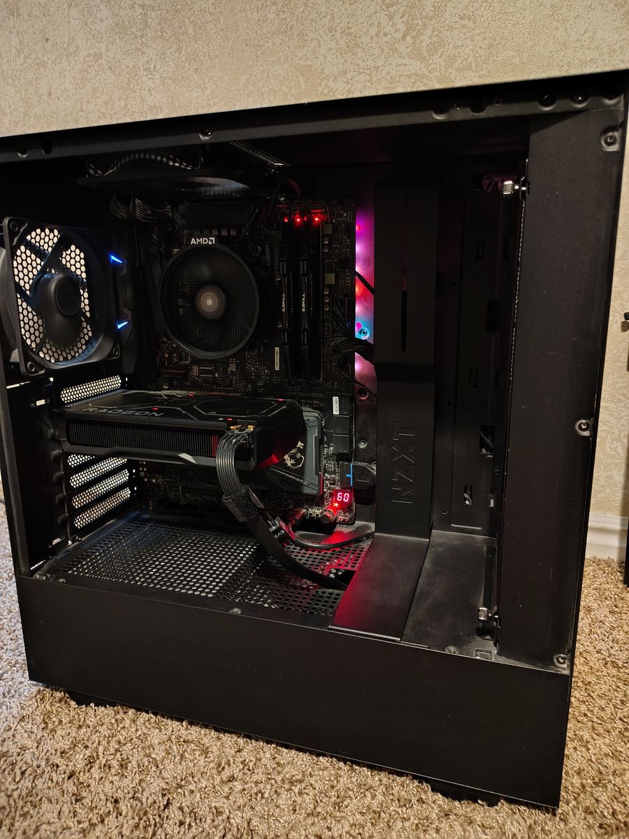 Gaming PC Radeon 7600 ryzen 5600x 1tb nvme 32gb ram