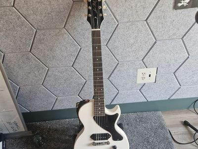 Epiphone Billie Joe Armstrong Les Paul Junior Electric Guitar White