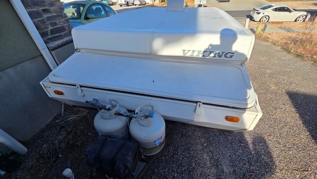 1996 viking popup camper