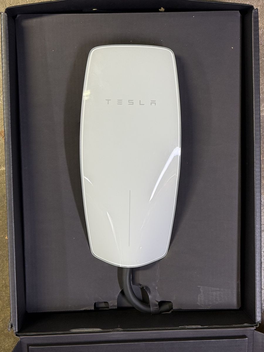 Tesla Wall Charger for parts/repair