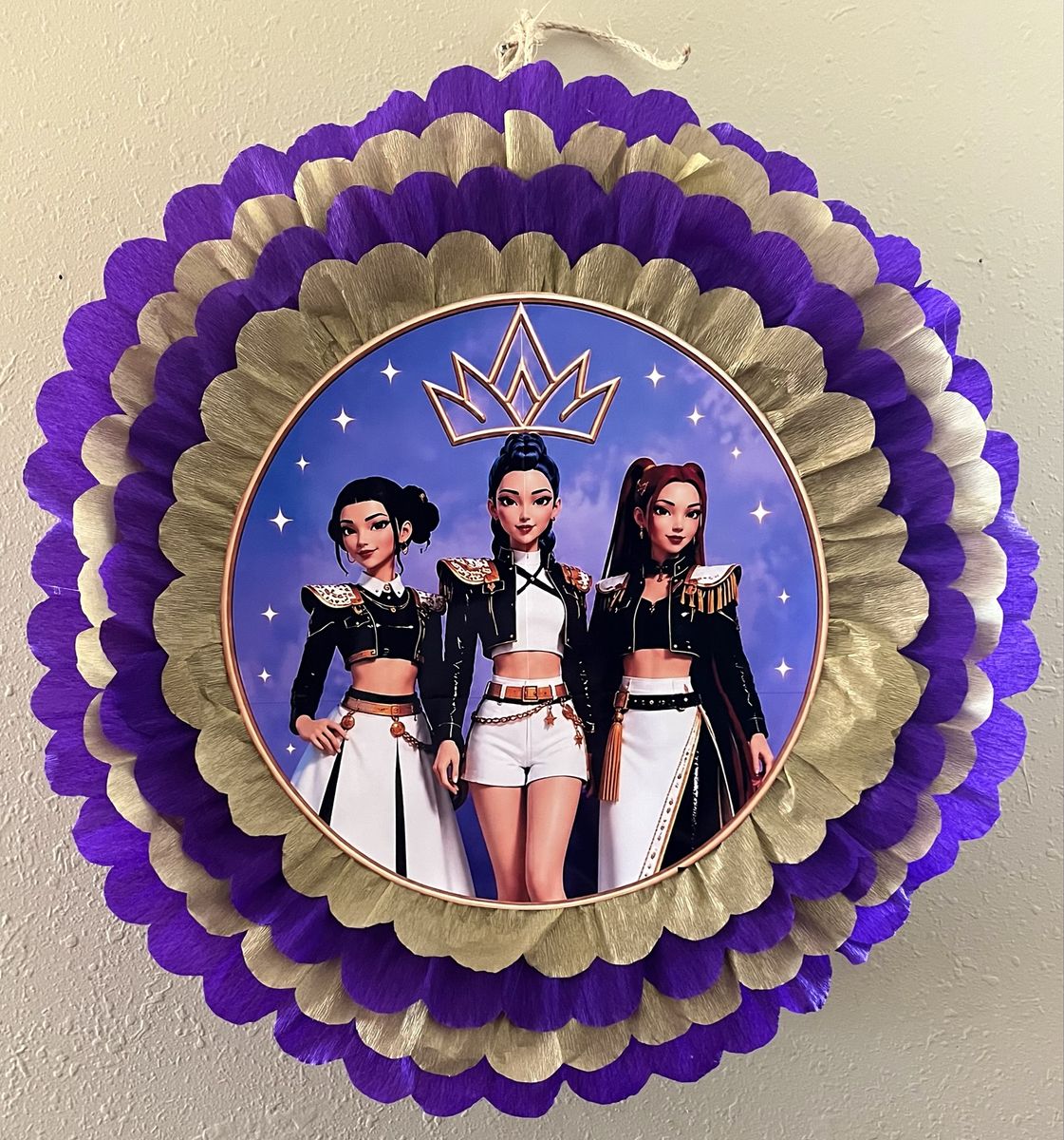 Huntrix piñata for sale