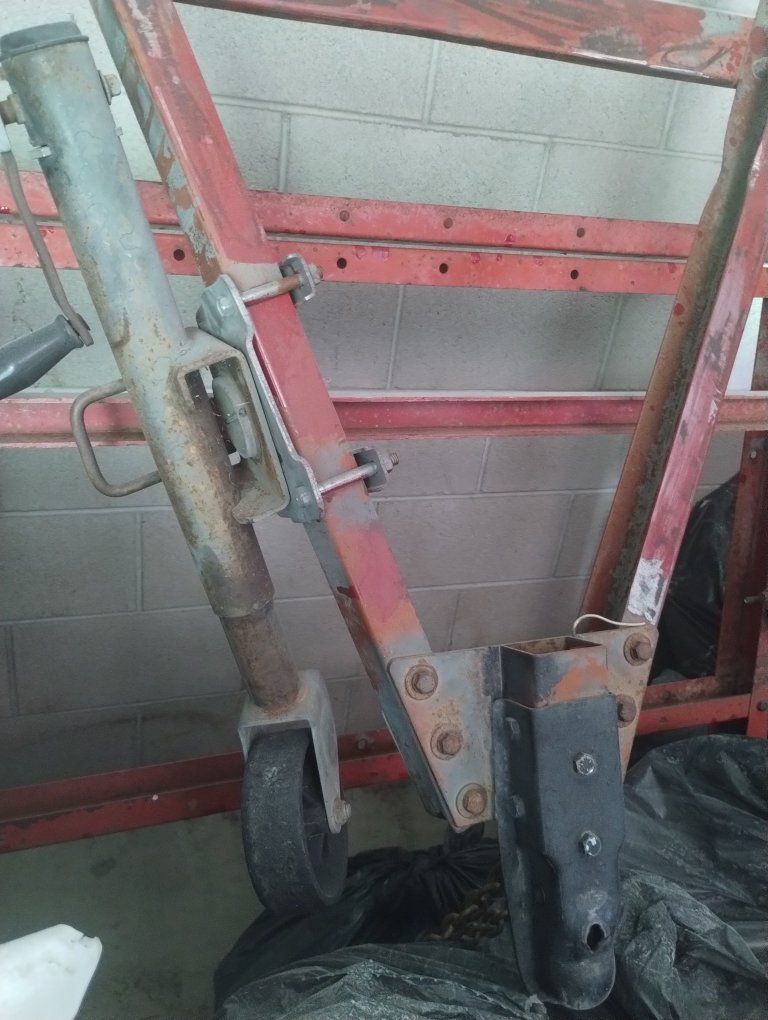 Main image 4