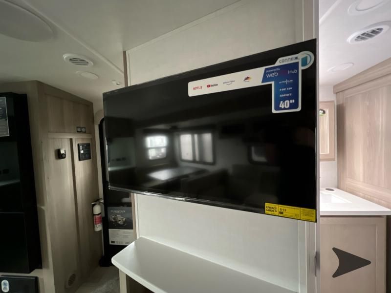 Main image 11