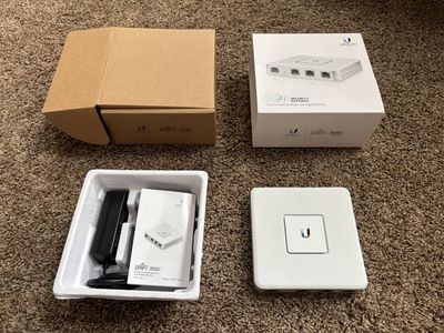 Ubiquiti Unifi Security Gateway (USG)