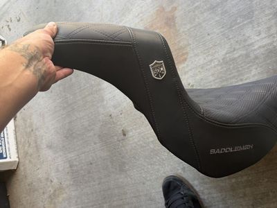 Saddleman step up Harley low rider seat