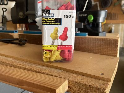 Wire connectors ideal wing twist