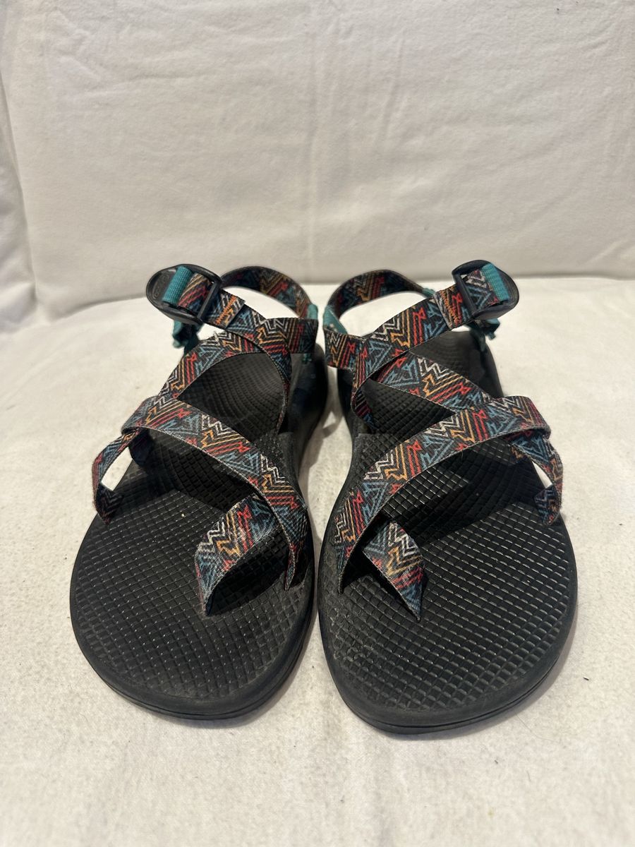 Chaco women’s size 10, colorful, hiking sandals