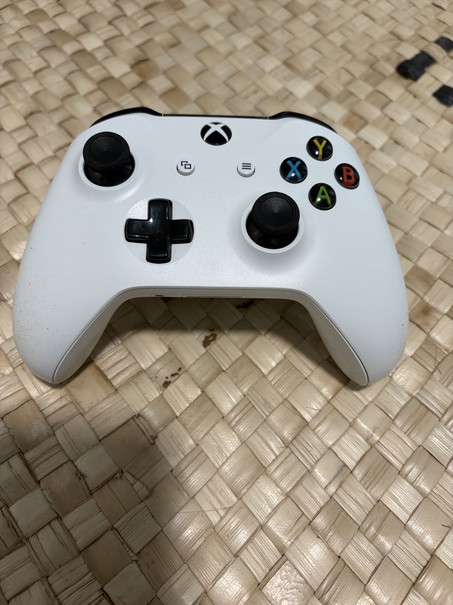 Xbox One Wireless Controller - No Stick Drift