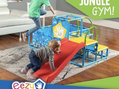 Children’s Ball Pit and jungle gym
