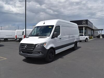 2025 Mercedes-Benz Sprinter 2500