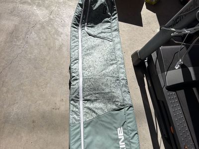 Dakine Fall Line Ski Roller Bag - Padded, Wheeled Ski/Snowboard Travel Bag