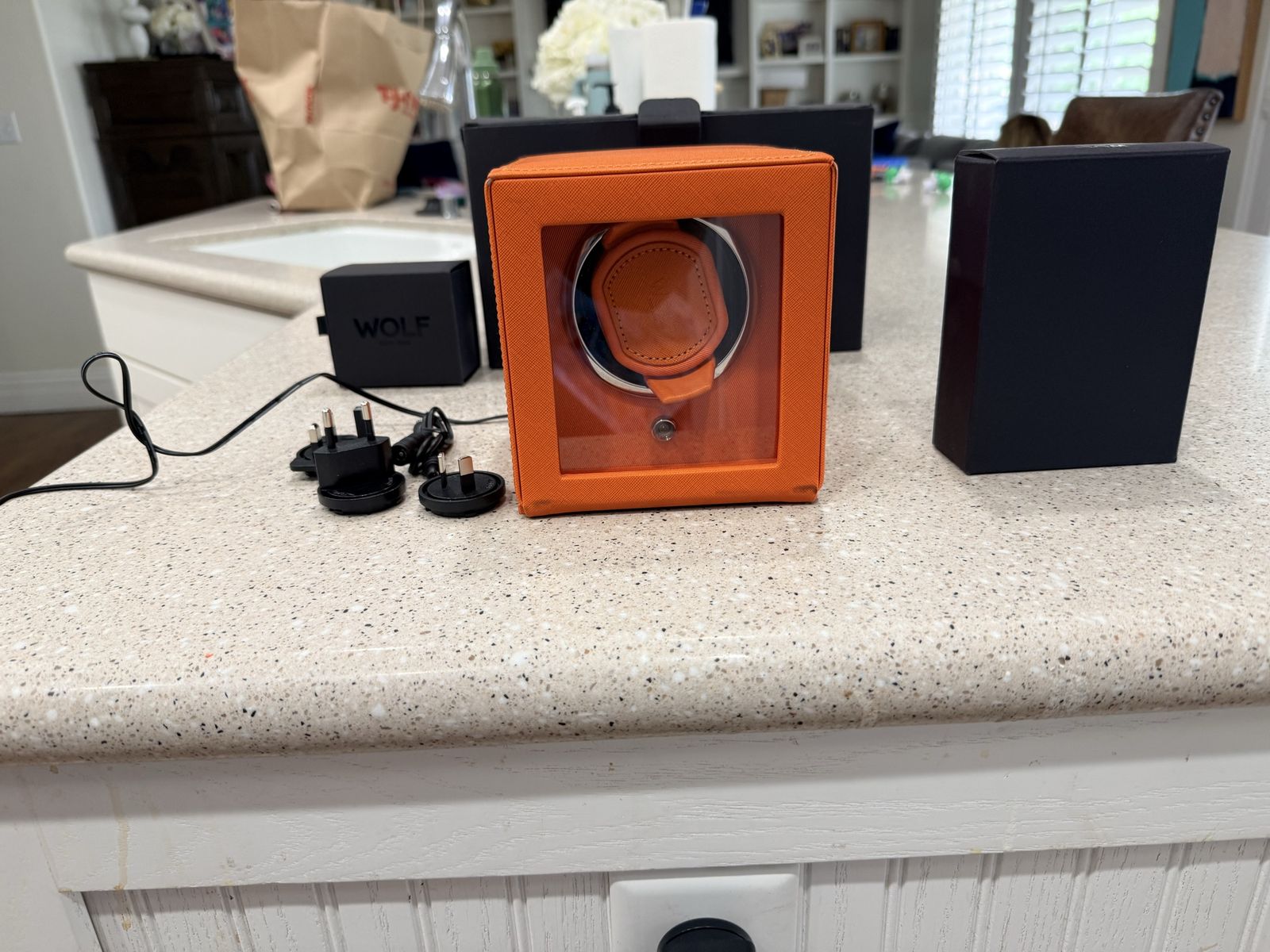 Wolf watch winder with all accessories