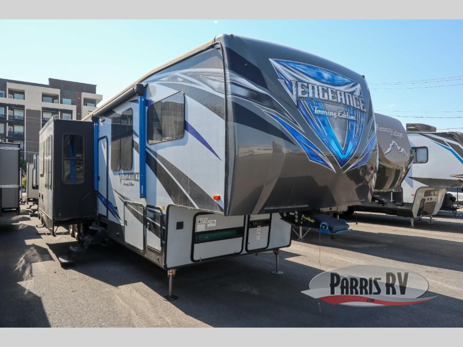 Used 2018 Forest River RV Vengeance Touring Edition 381L12-6