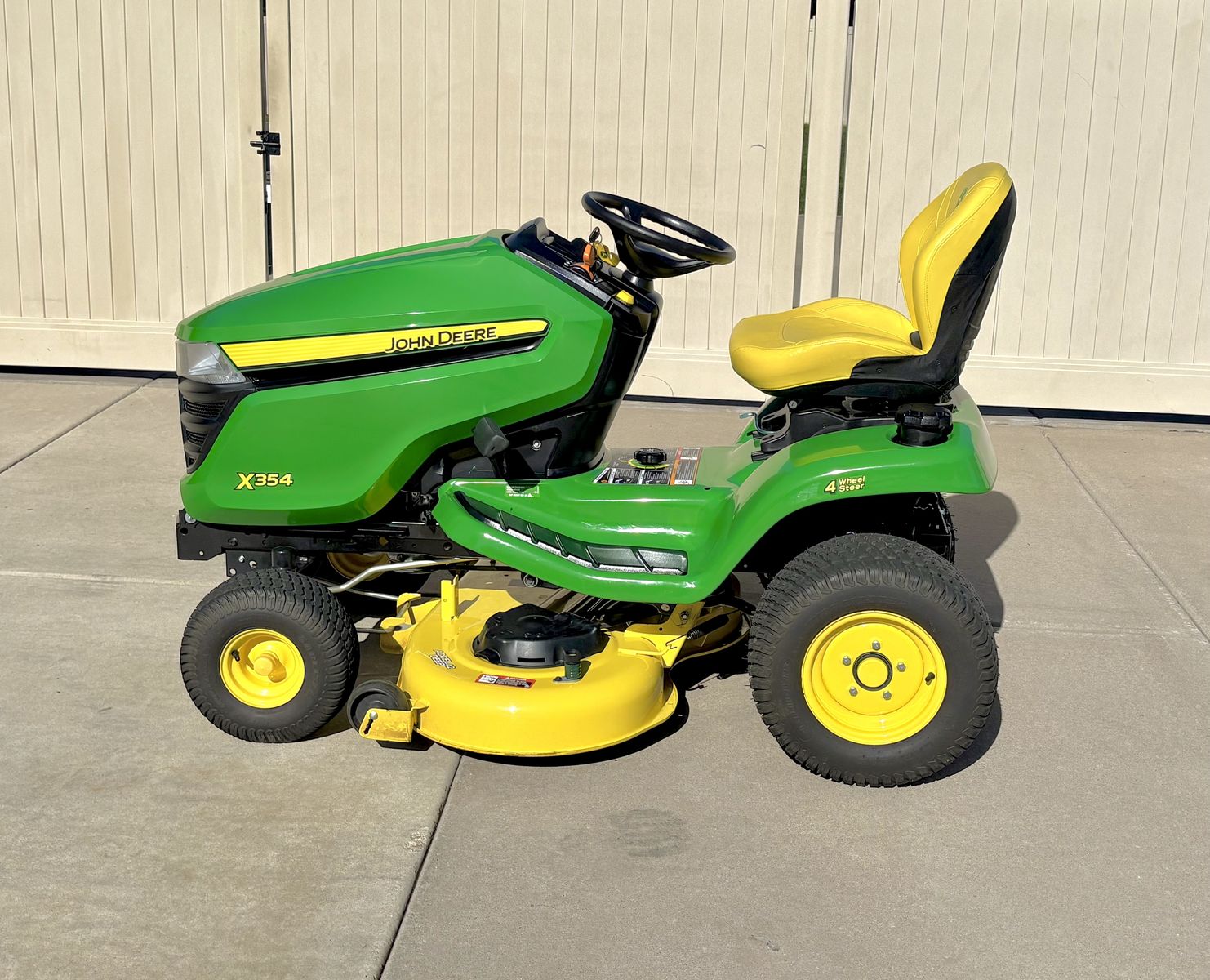 John Deere X354 Riding Lawn Mower - Low hours, like new