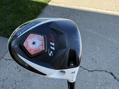 TaylorMade R11S 9 Degree Driver Right Handed with Headcover