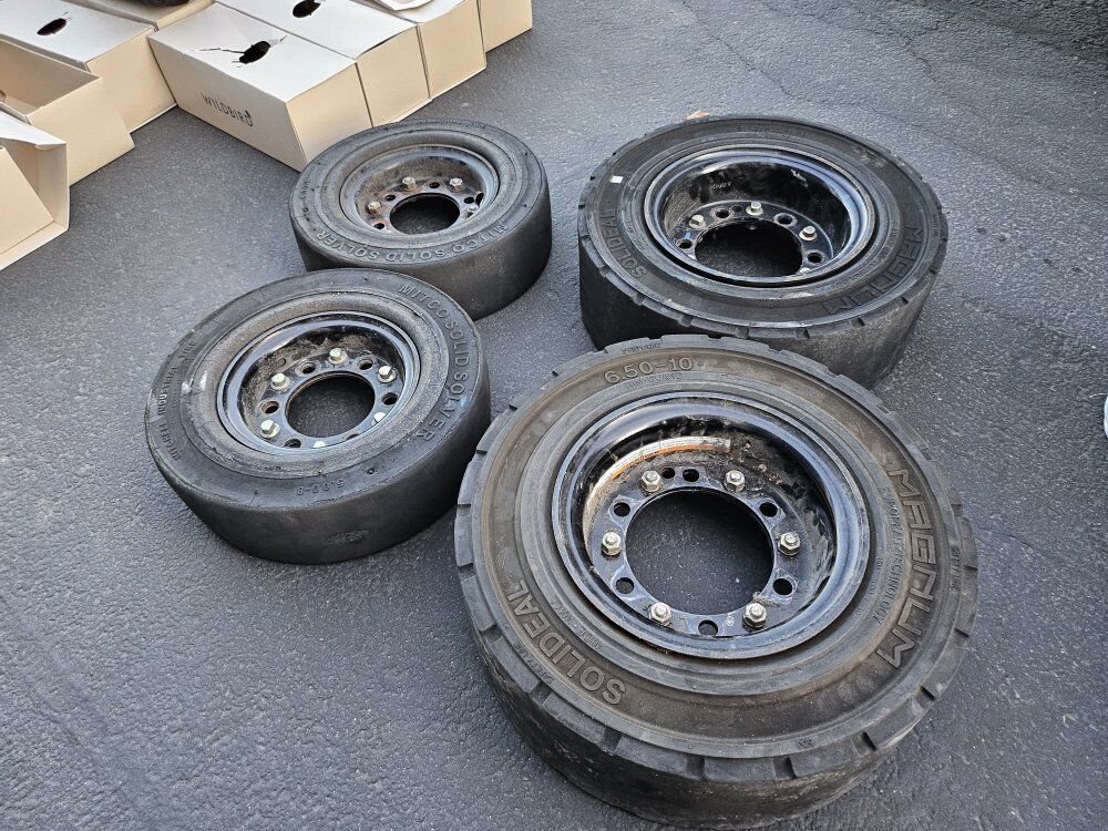 used Forklift tires set of 4